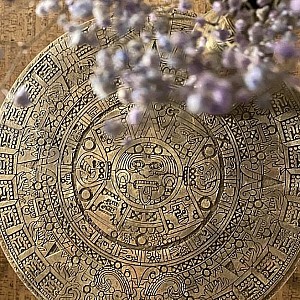 Трафарет - Календарь Майя - Фотография интерьере 3